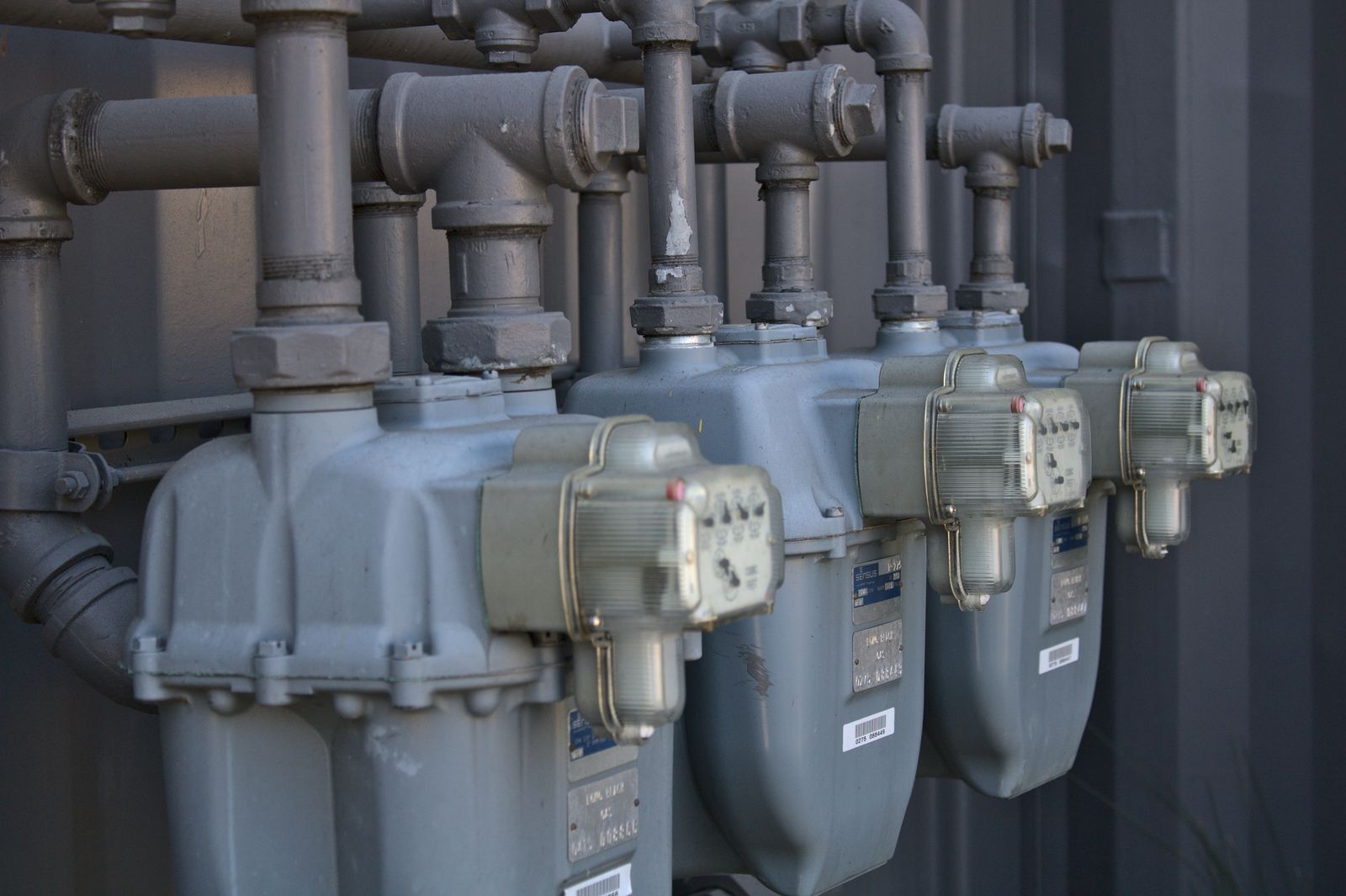 Pumps & Motors